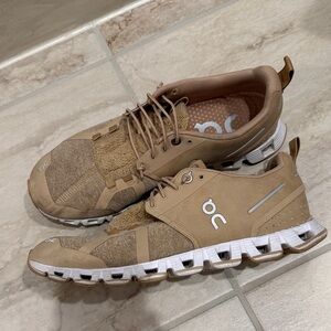 On Running Womens Beige Sneakers